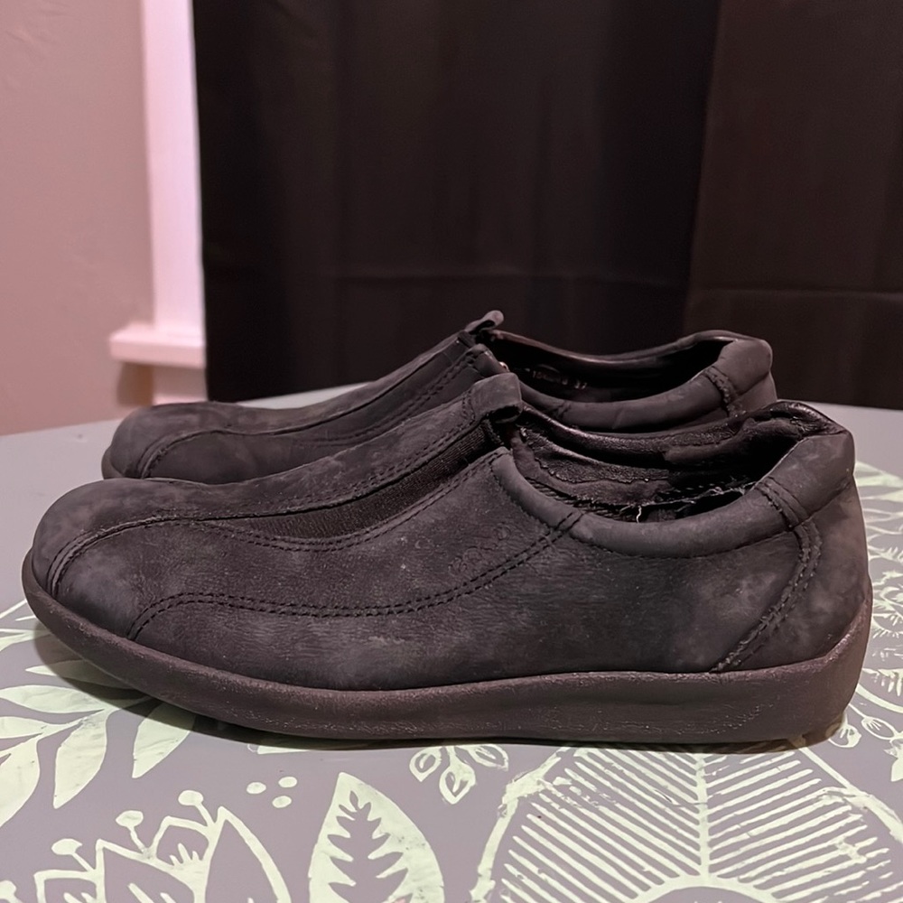 ecco leather slip-on, size 7